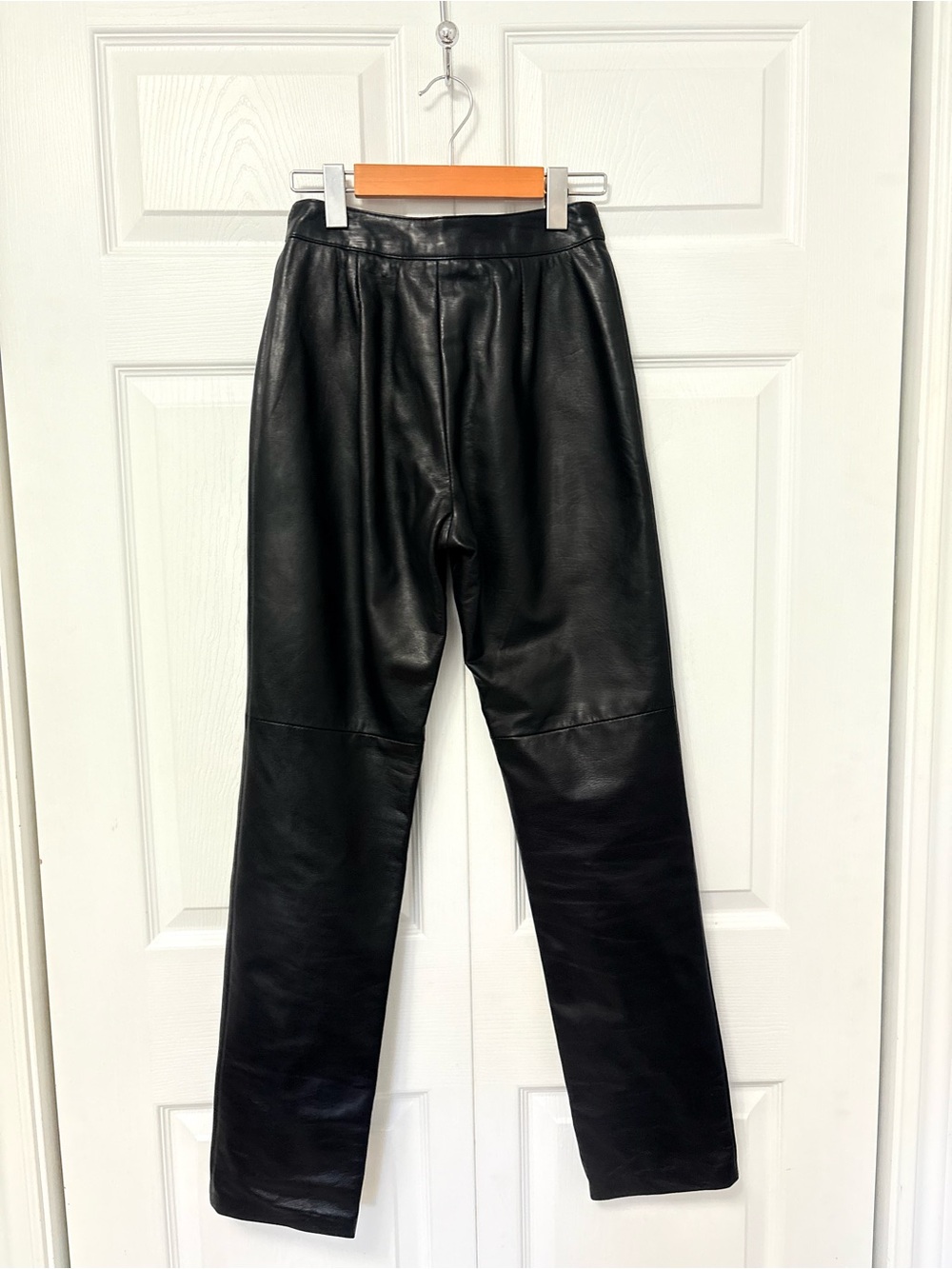 Vintage Danier Black Genuine Leather Pants – Size 2 - Picture 4 of 9